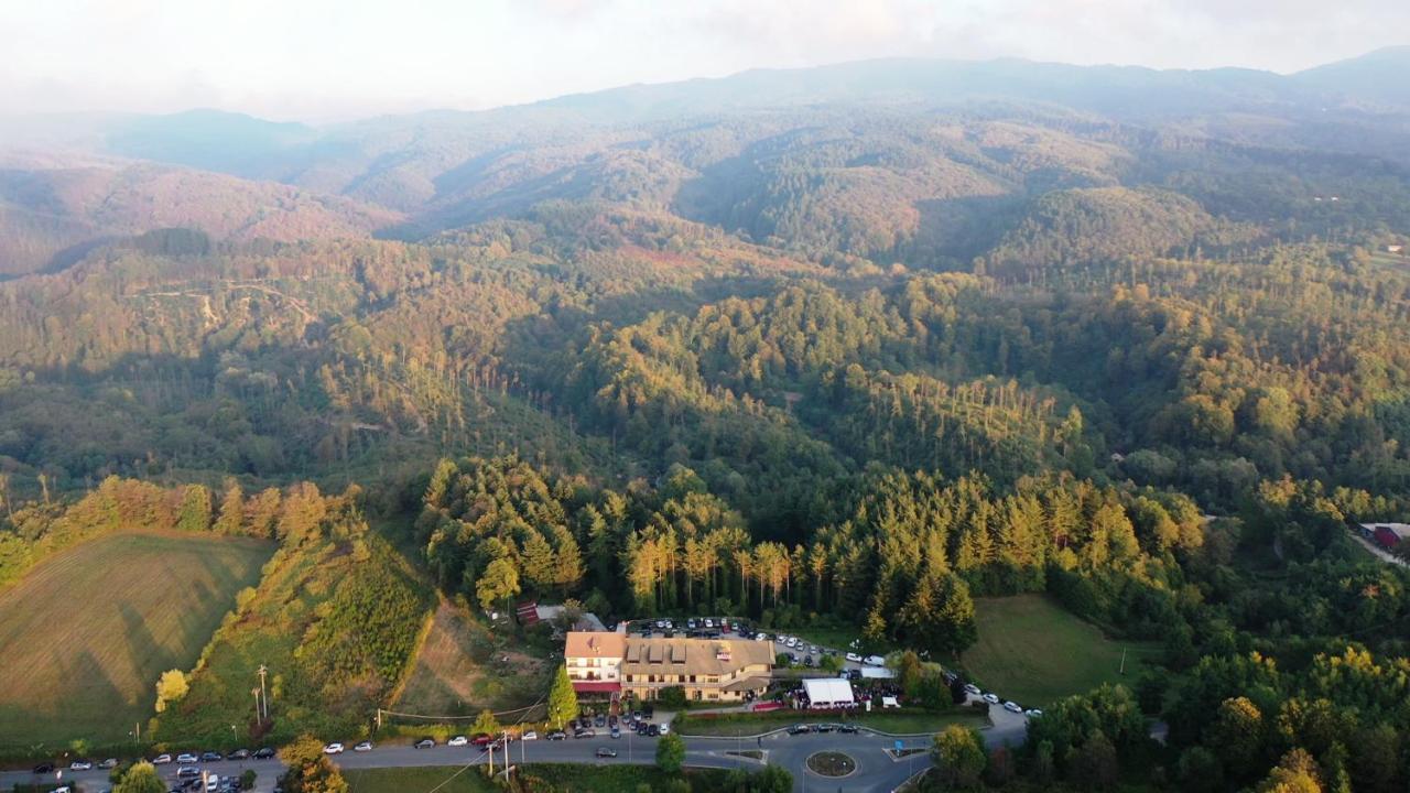 Hotel La Fontanella Серра-Сан-Бруно Экстерьер фото